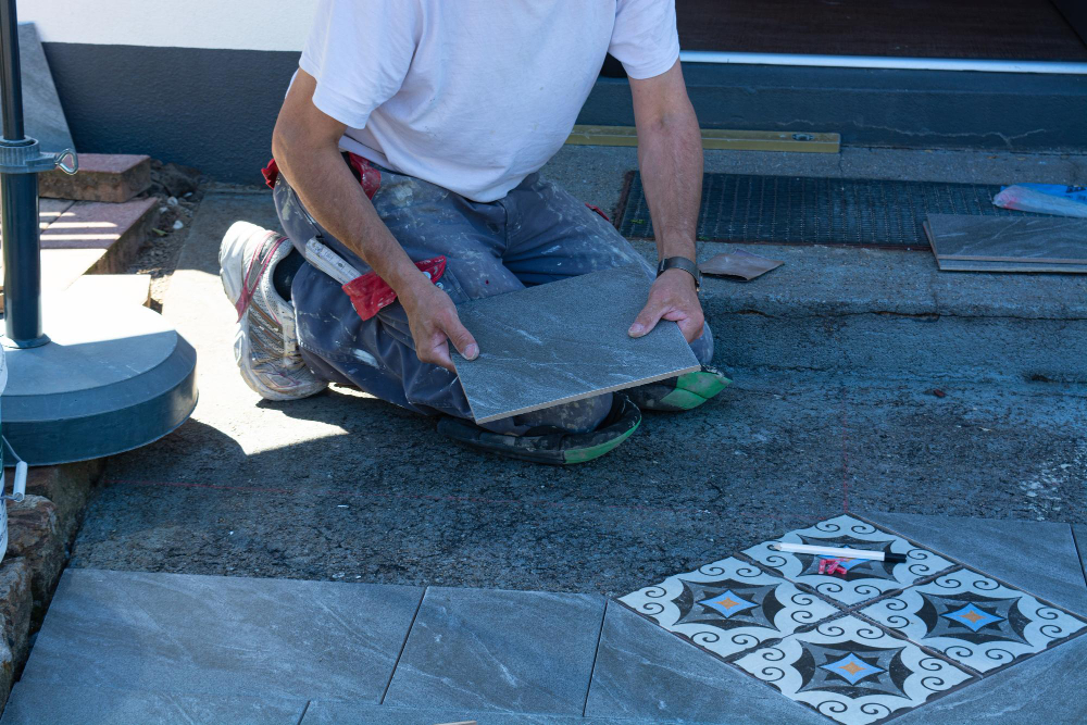 Tiling & concrete